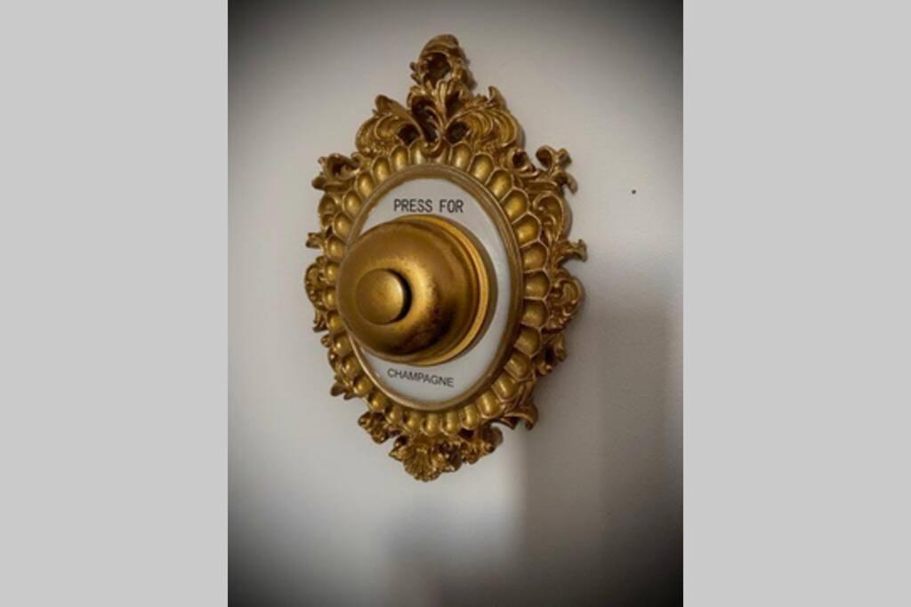 Terrassen Appartement Ueber Den Daechern Von Krems Экстерьер фото